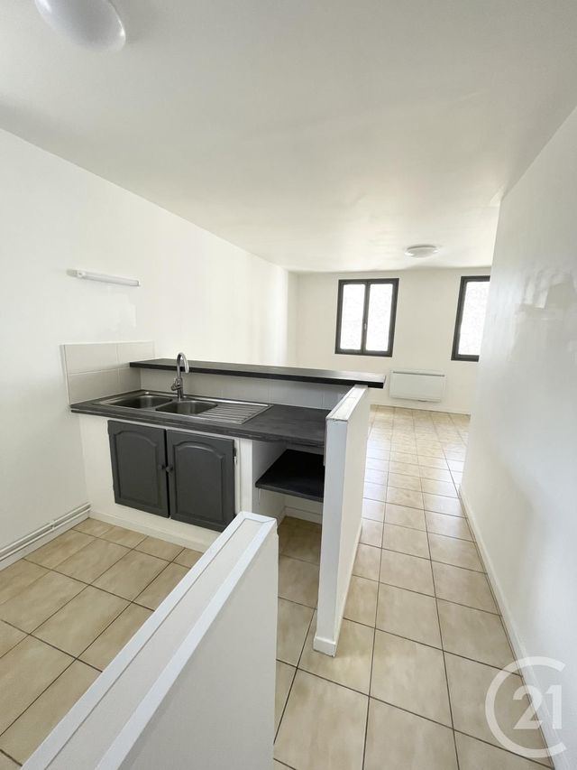 Studio à louer - 1 pièce - 27.33 m2 - QUILLEBEUF SUR SEINE - 27 - HAUTE-NORMANDIE - Century 21 Harmony
