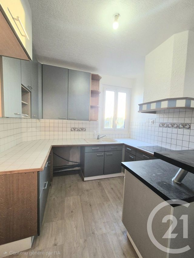 Appartement F5 à louer - 5 pièces - 70.46 m2 - BEUZEVILLE - 27 - HAUTE-NORMANDIE - Century 21 Harmony
