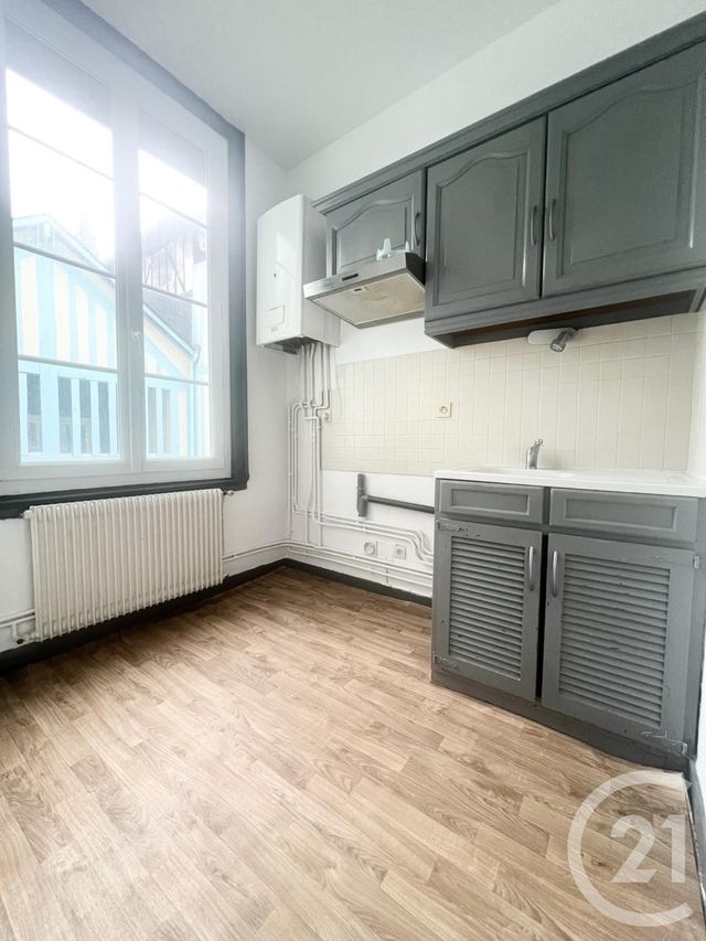 Appartement F2 à louer - 2 pièces - 53.92 m2 - PONT AUDEMER - 27 - HAUTE-NORMANDIE - Century 21 Harmony