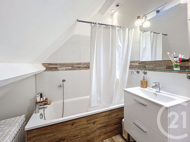 maison à vendre - 5 pièces - 137.1 m2 - CORNEVILLE SUR RISLE - 27 - HAUTE-NORMANDIE - Century 21 Harmony