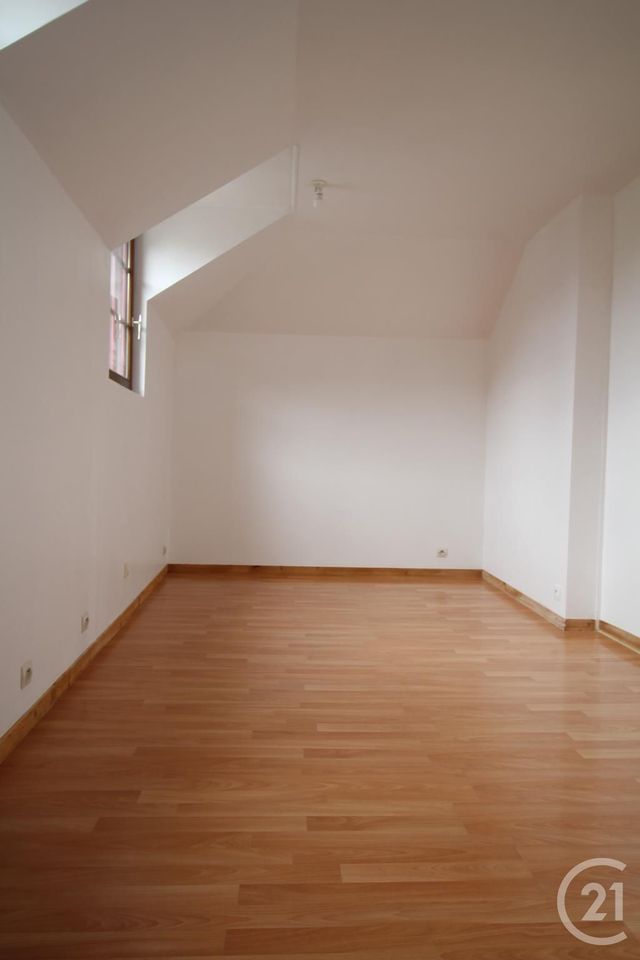 Appartement T3 à louer - 3 pièces - 78.57 m2 - PONT AUDEMER - 27 - HAUTE-NORMANDIE - Century 21 Harmony