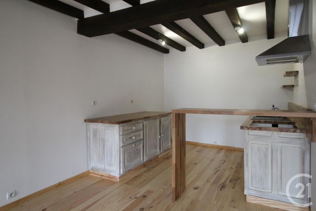 Appartement T3 à louer - 3 pièces - 78.57 m2 - PONT AUDEMER - 27 - HAUTE-NORMANDIE - Century 21 Harmony