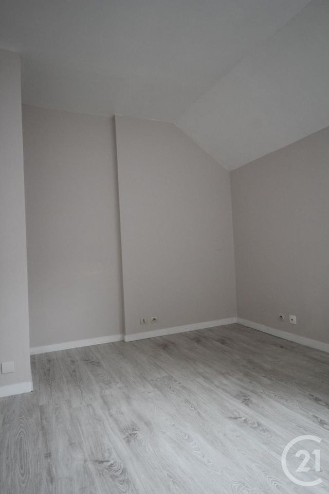 Appartement T3 à louer - 3 pièces - 78.57 m2 - PONT AUDEMER - 27 - HAUTE-NORMANDIE - Century 21 Harmony