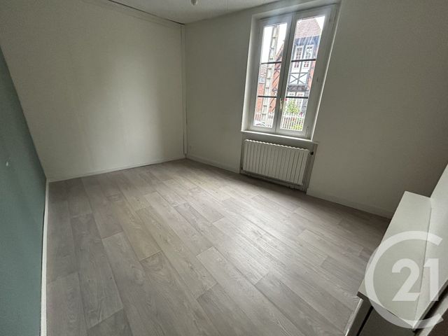 Appartement Local à louer - 2 pièces - 22.0 m2 - PONT AUDEMER - 27 - HAUTE-NORMANDIE - Century 21 Harmony