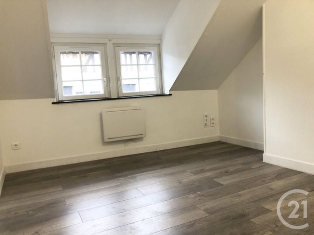 Appartement T4 à louer - 4 pièces - 57.43 m2 - PONT AUDEMER - 27 - HAUTE-NORMANDIE - Century 21 Harmony