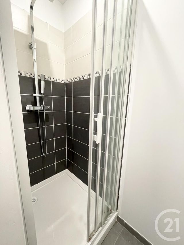 Appartement T3 à louer - 3 pièces - 45.03 m2 - QUILLEBEUF SUR SEINE - 27 - HAUTE-NORMANDIE - Century 21 Harmony