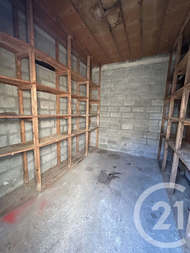 parking à louer - 10.0 m2 - PONT AUDEMER - 27 - HAUTE-NORMANDIE - Century 21 Harmony