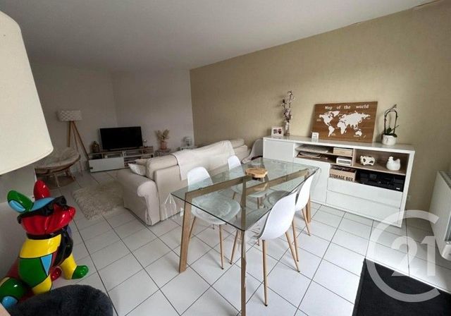 Appartement T2 à louer - 2 pièces - 50.85 m2 - PONT AUDEMER - 27 - HAUTE-NORMANDIE - Century 21 Harmony
