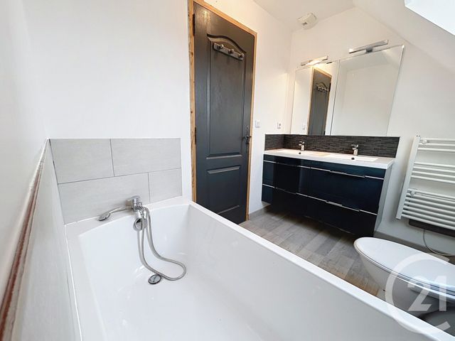 maison à louer - 5 pièces - 113.0 m2 - VALLETOT - 27 - HAUTE-NORMANDIE - Century 21 Harmony