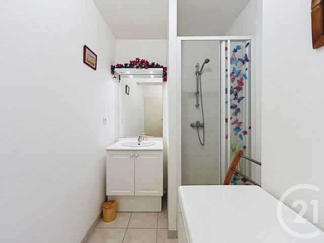 Appartement F1 à louer - 1 pièce - 34.86 m2 - BEUZEVILLE - 27 - HAUTE-NORMANDIE - Century 21 Harmony