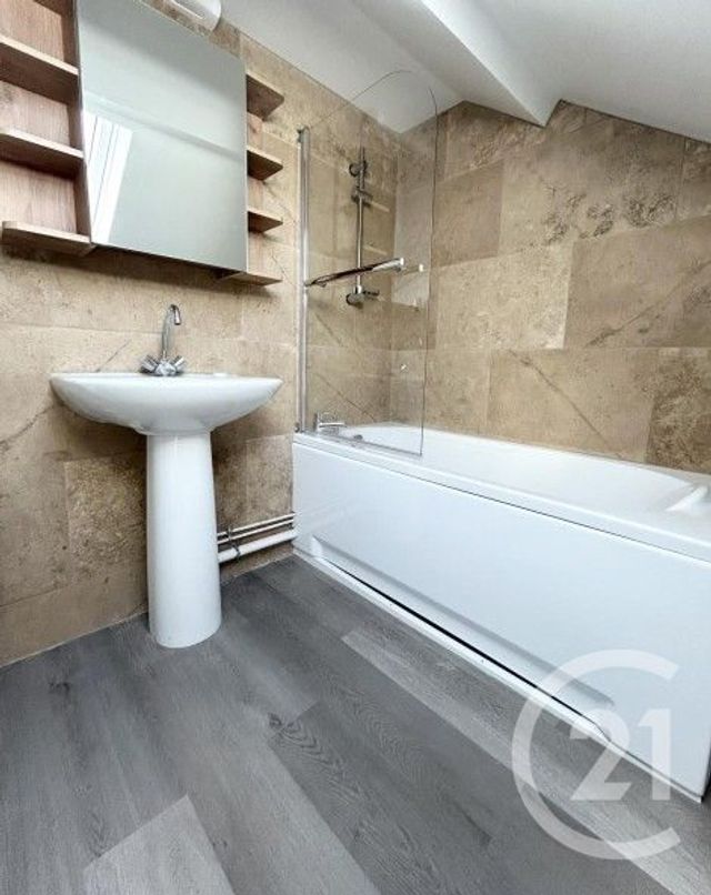 Appartement à louer - 2 pièces - 18.37 m2 - PONT AUDEMER - 27 - HAUTE-NORMANDIE - Century 21 Harmony