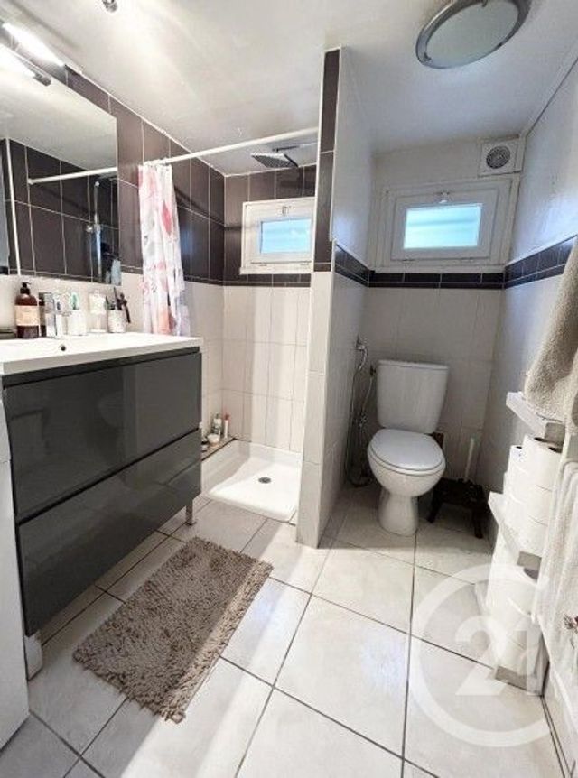 Appartement à louer - 3 pièces - 44.45 m2 - PONT AUDEMER - 27 - HAUTE-NORMANDIE - Century 21 Harmony